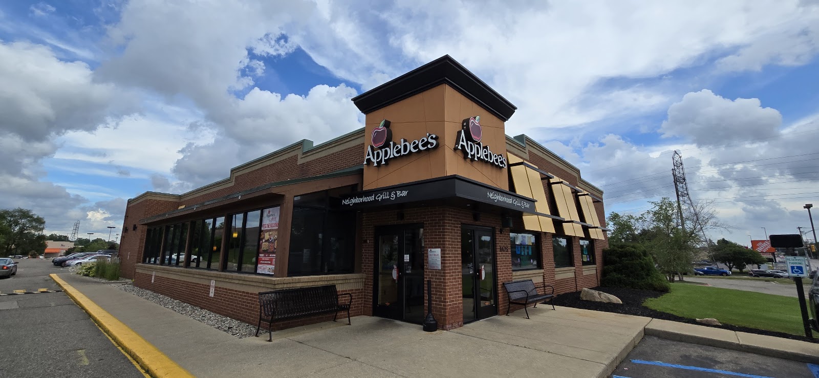 Applebee's Grill + Bar in Sterling Heights