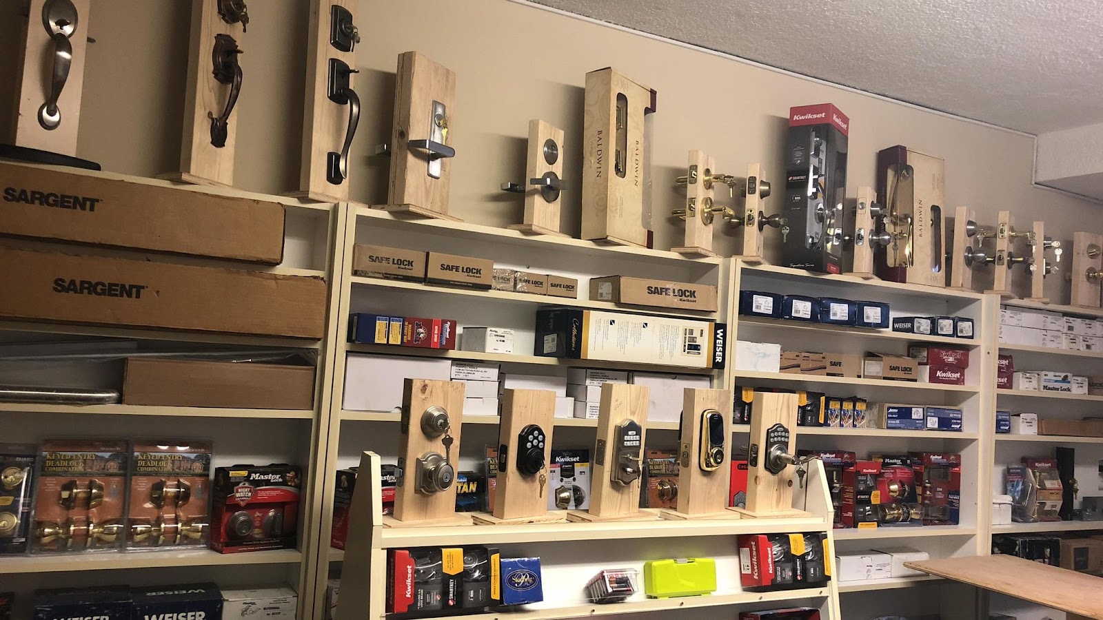 City Locksmith llc — photo