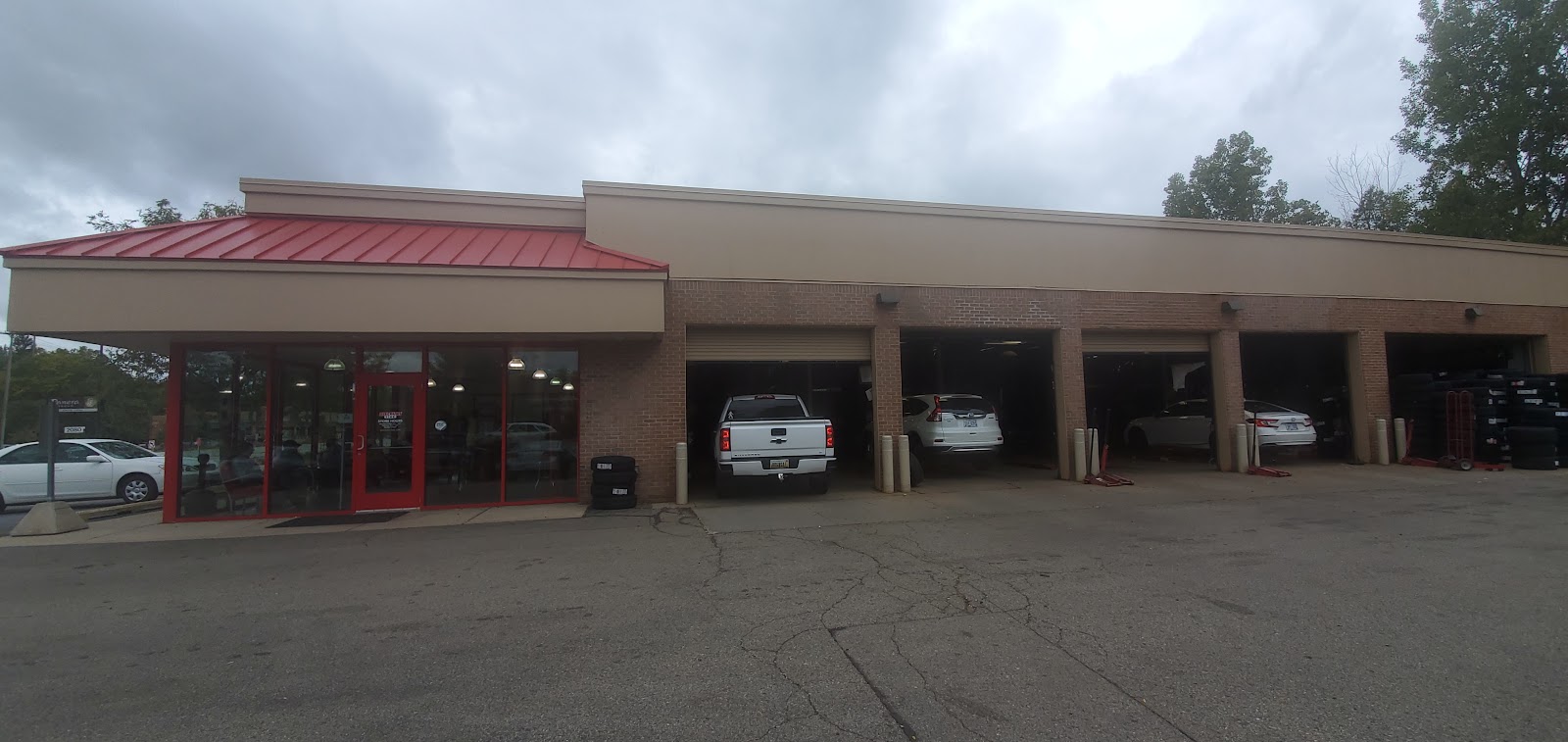 Discount Tire in Sterling Heights
