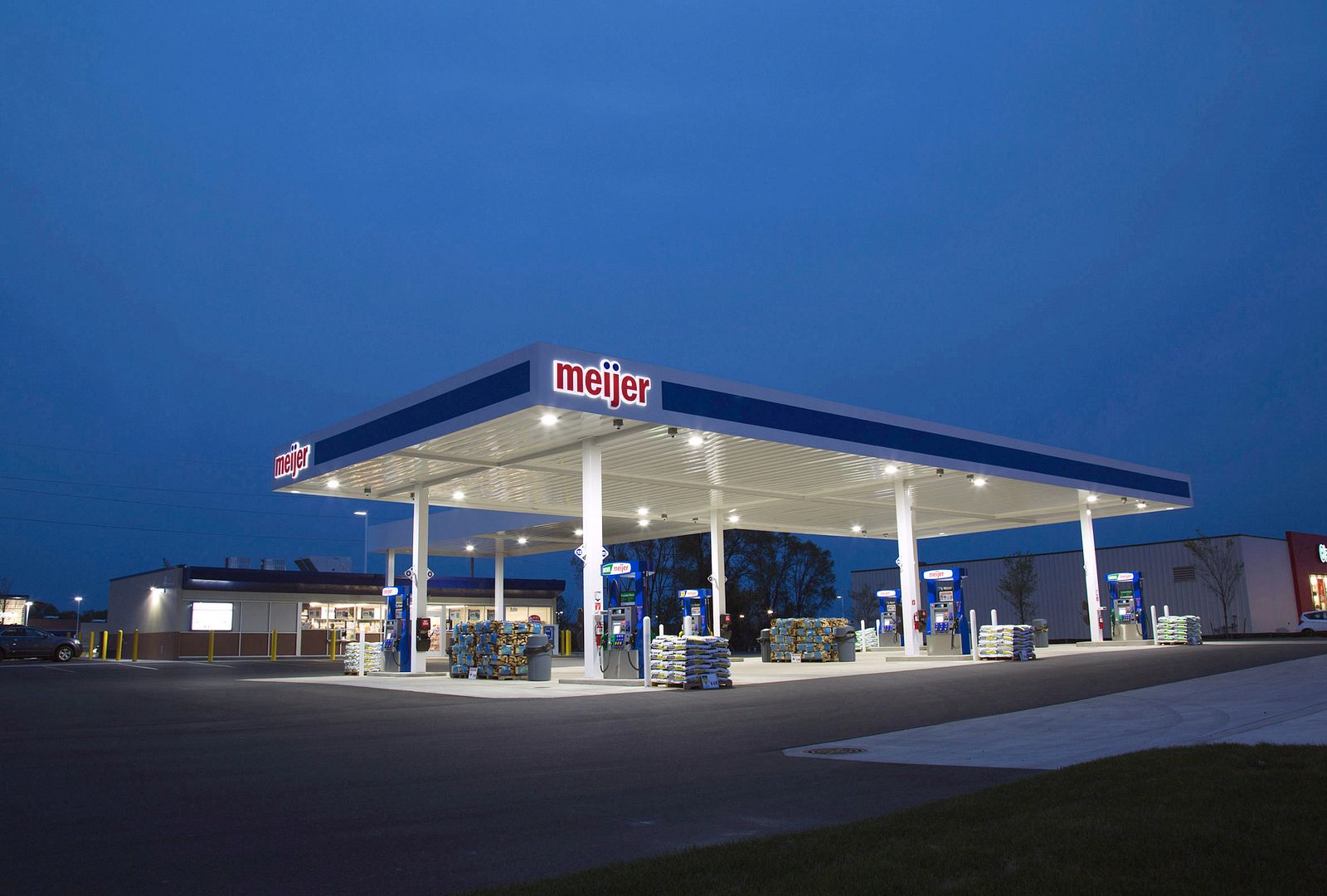 Meijer Express Gas Station in Sterling Heights